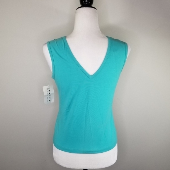 Vintage Snazzie Short Tank Top with Beaded Collar. - Picture 3 of 7